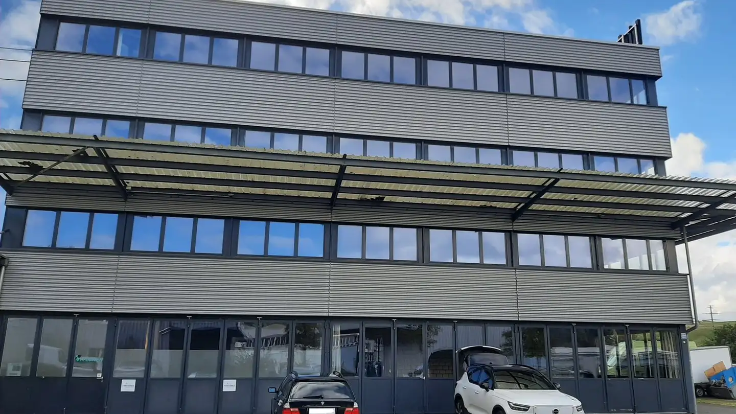 Gewerbe mieten - Sihlbruggstrasse 140, 6340 Baar