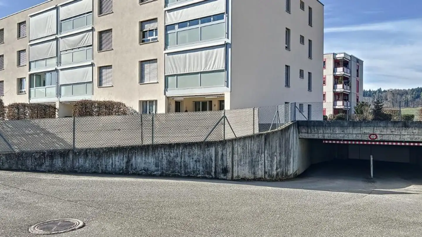 Place de parking couverte à louer - Route Pré-Saint-Maurice 2, 1782 Belfaux - Photo 3