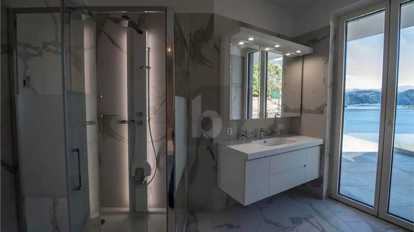 Penthouse for rent - 6825 Capolago - Photo 4
