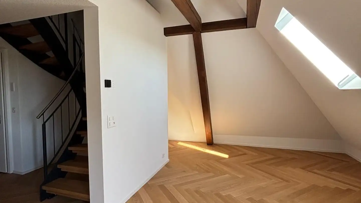 Attic flat for rent - Derendingenstrasse 22, 4562 Biberist - Photo 2