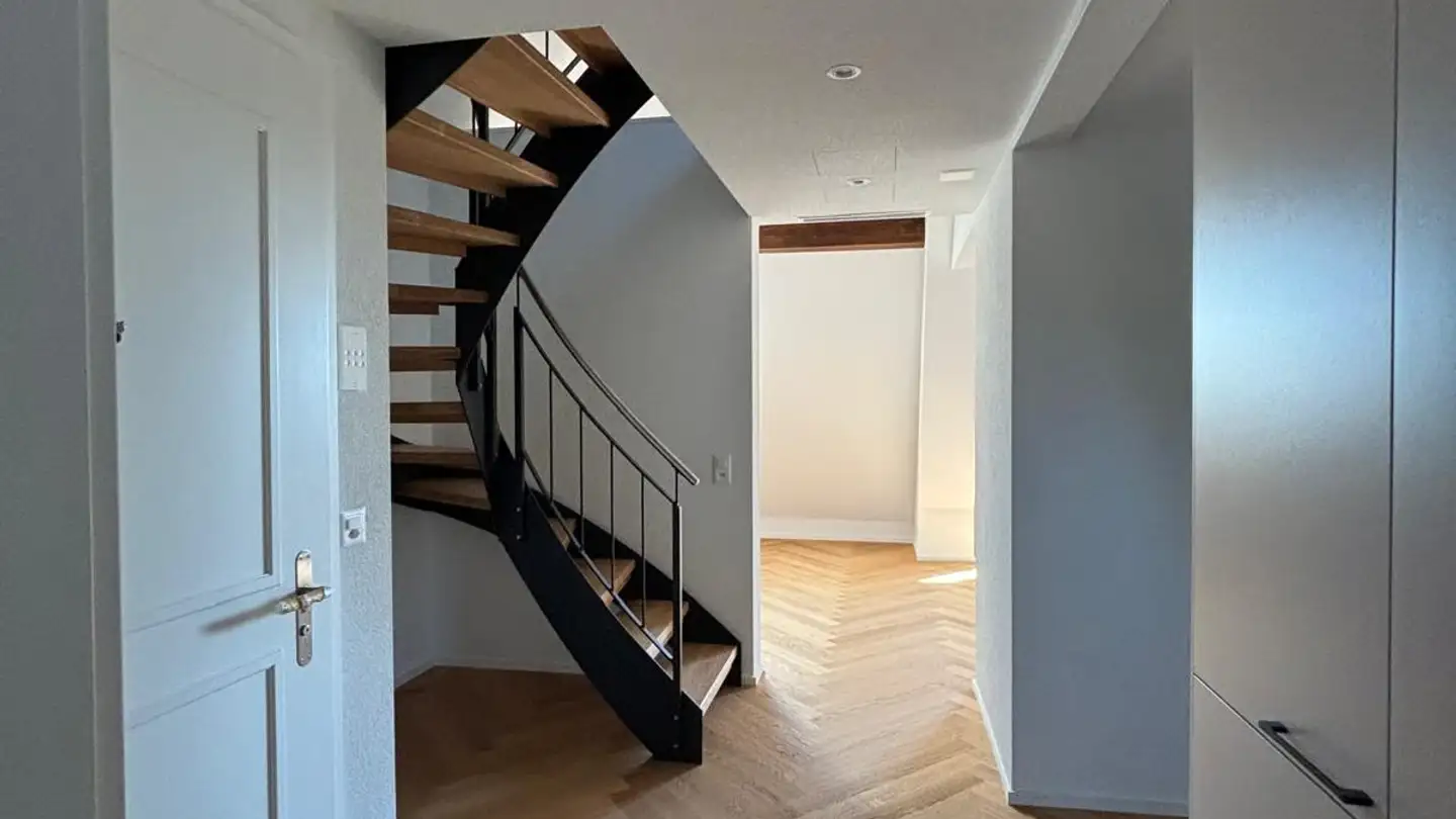 Attic flat for rent - Derendingenstrasse 22, 4562 Biberist - Photo 3