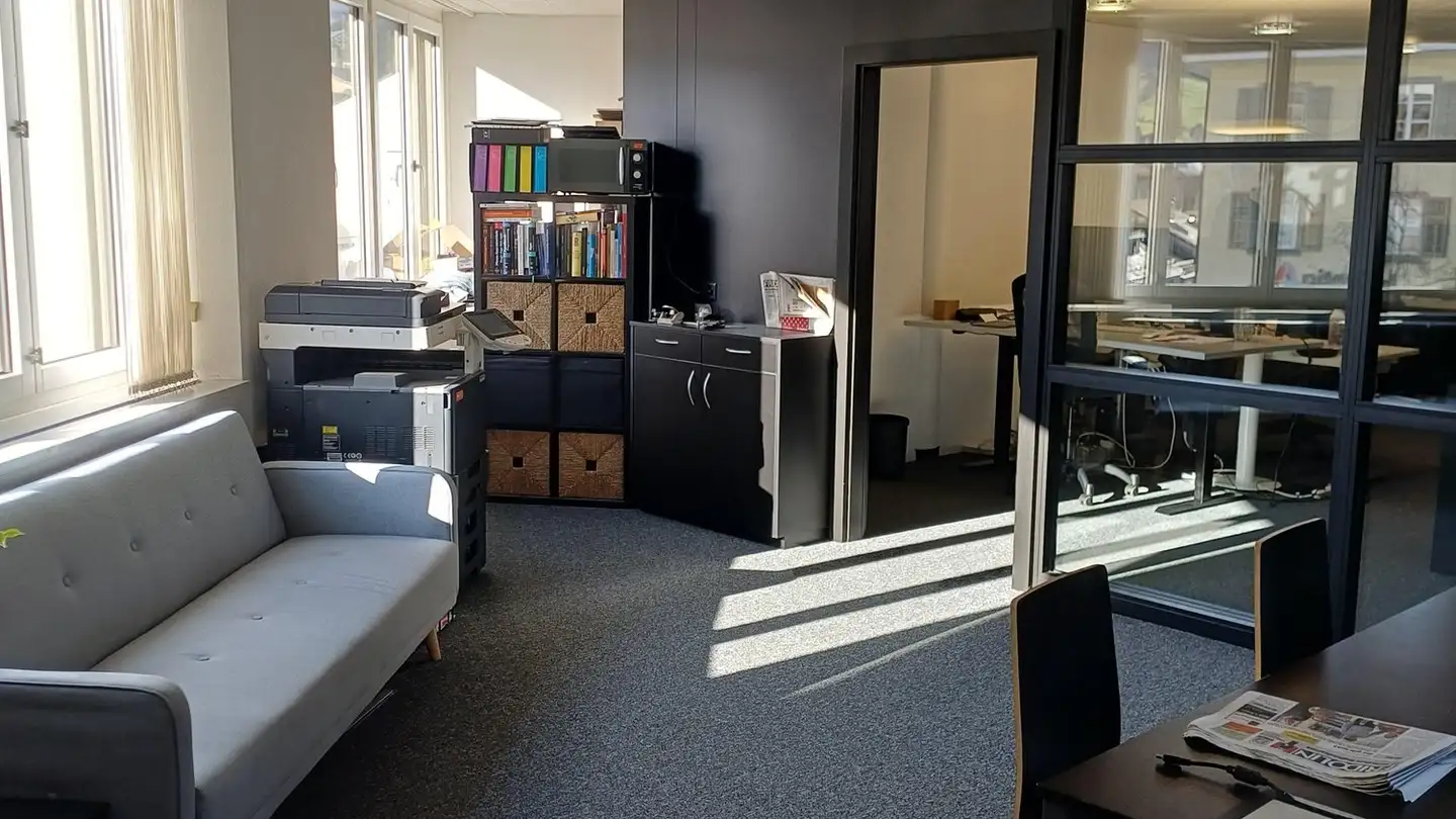 Spazio ufficio in affitto - Burgstrasse 1, 8750 Glarus - Foto 2