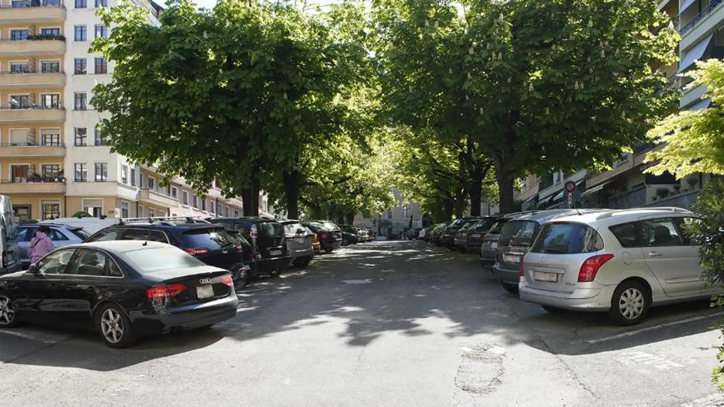 Überdachter Motorradparkplatz mieten - Rue Henri-Mussard, 1208 Genève