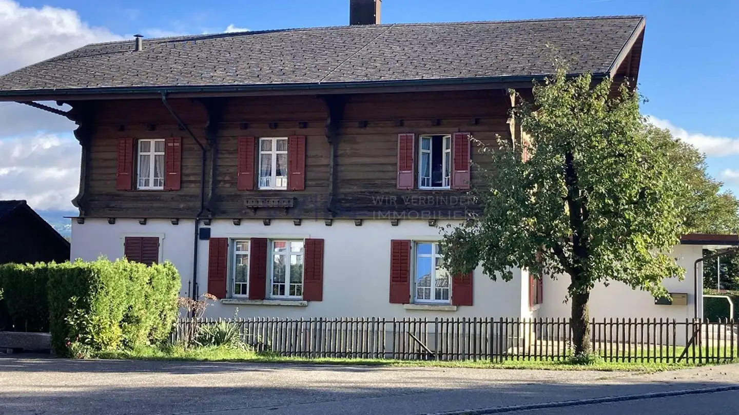 Residential building for sale - 4554 Etziken