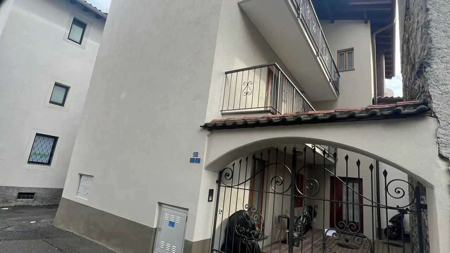 Single house for sale - 6616 Losone