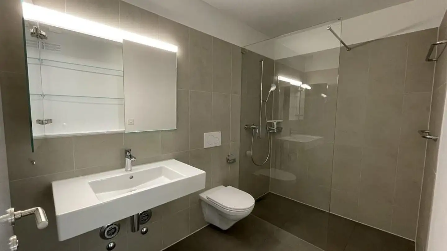 Apartment for rent - Trichtenhausenstrasse 80, 8053 Zürich - Photo 3