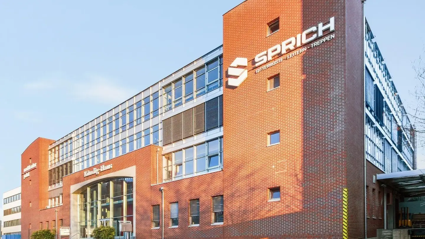 Grand magasin à louer - Sihlbruggstrasse 105a, 6340 Baar - Photo 2