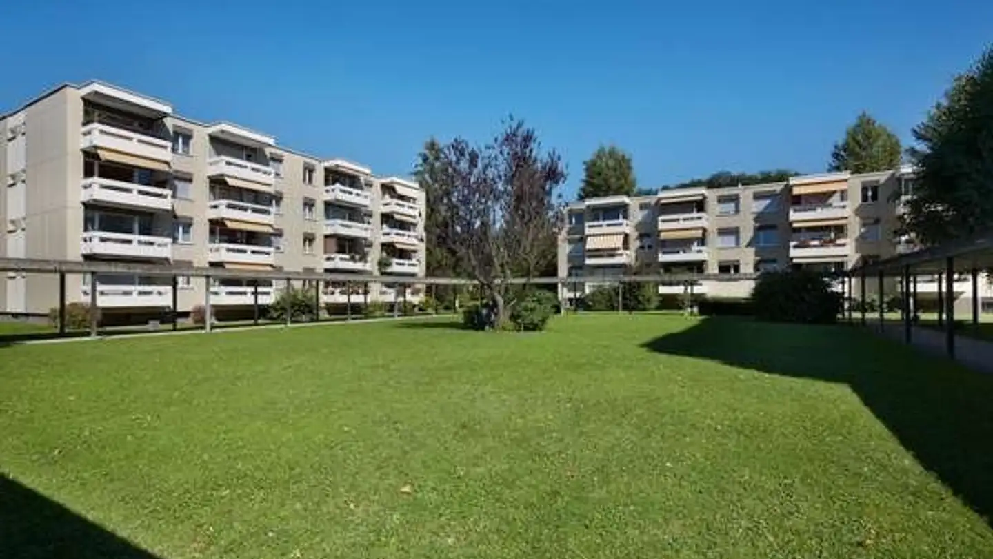 Underground parking space for rent - Im Wilacker 11, 4106 Therwil