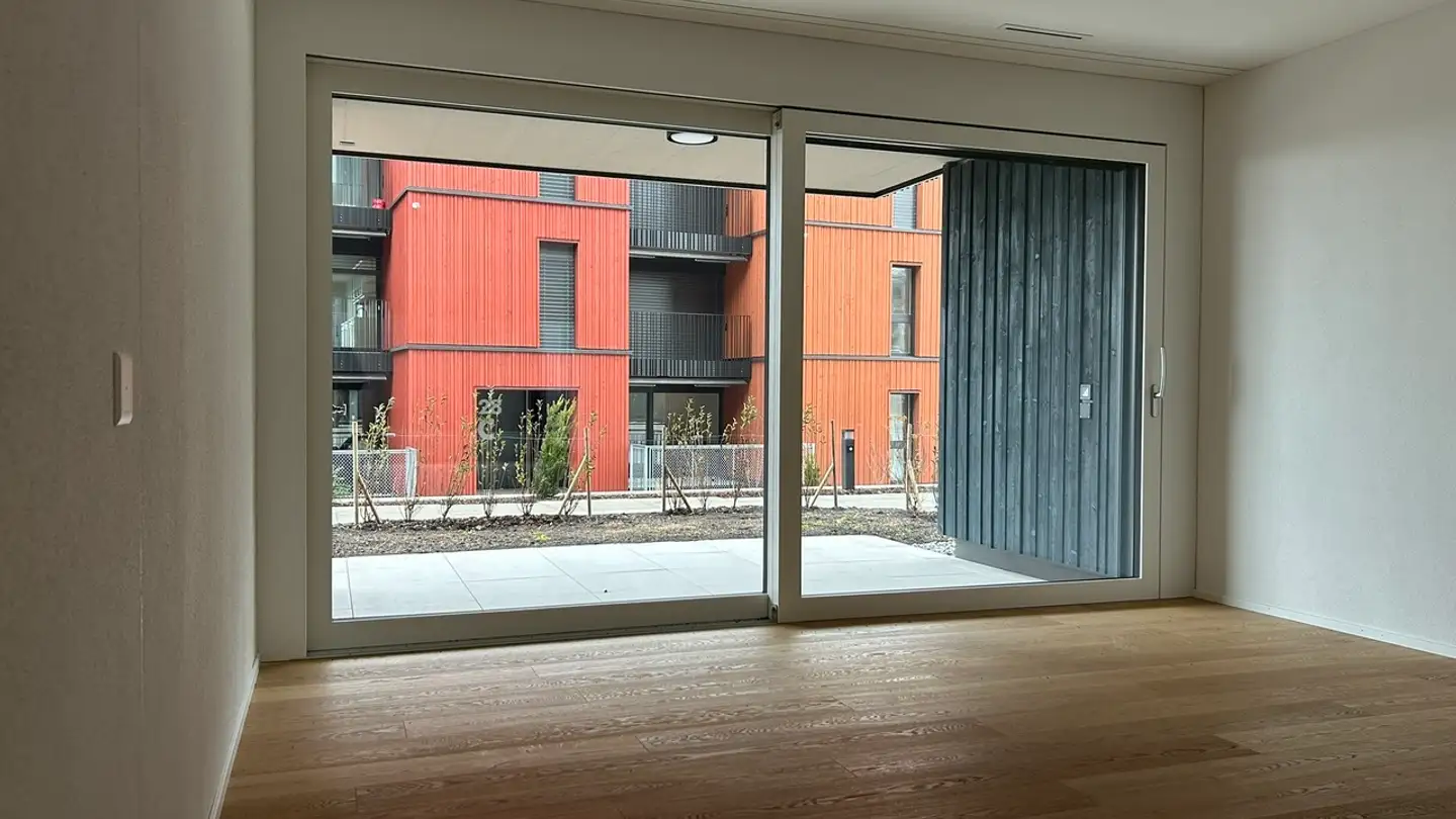 Commercial for rent - 6375 Beckenried - Photo 3