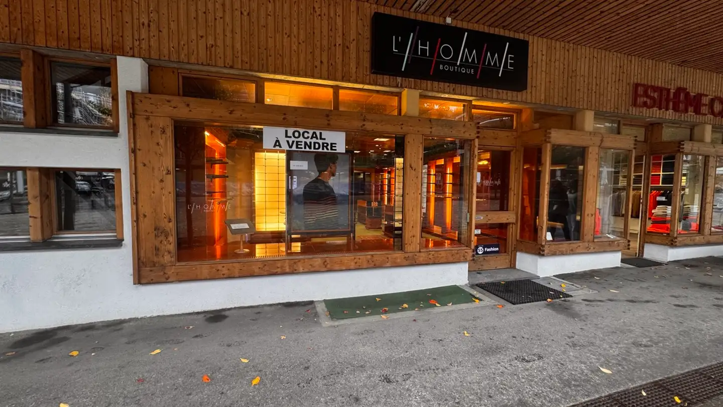 Commercial à vendre - Rue Louis Antille, 3963 Crans-Montana