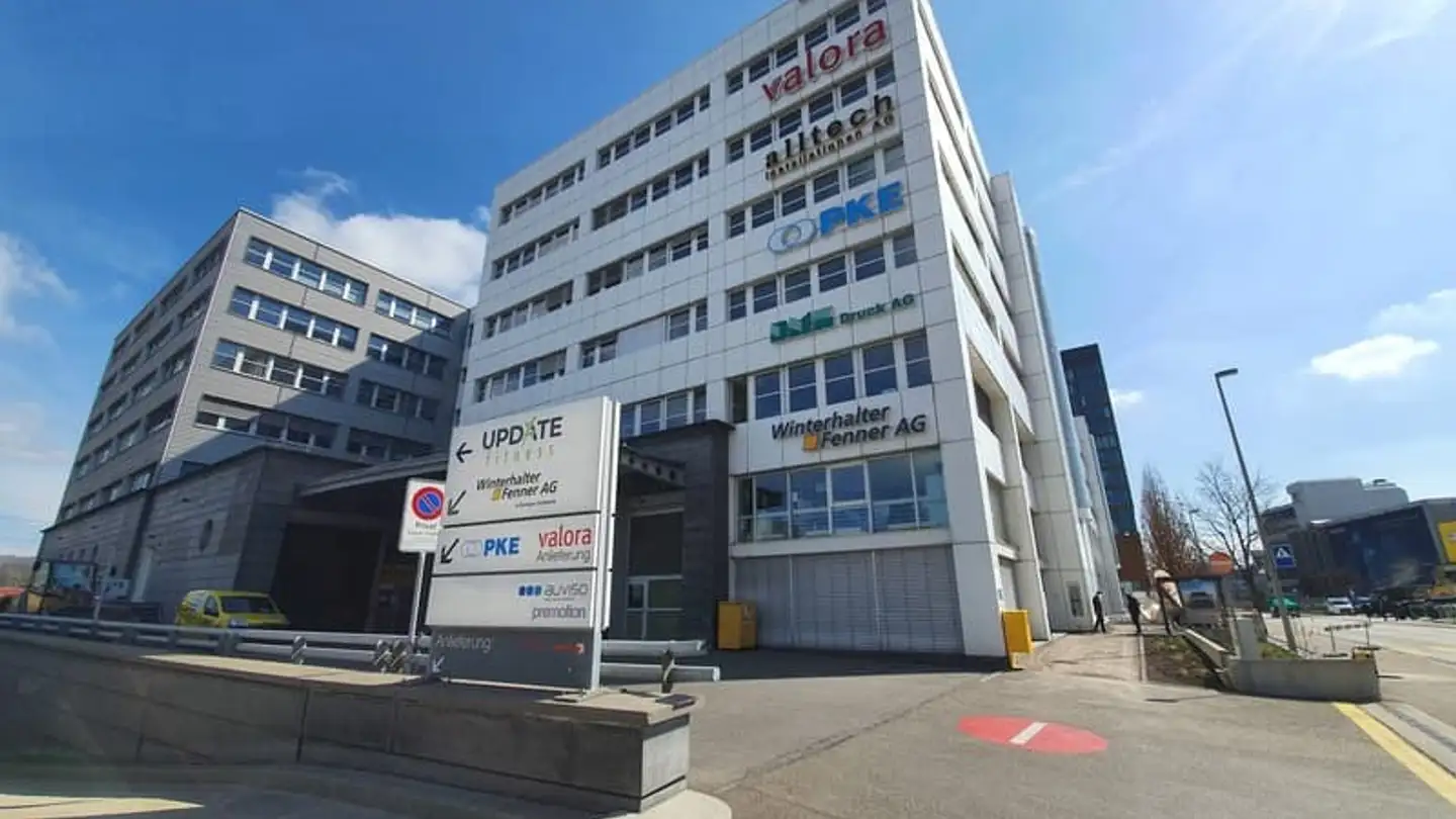 Bureau à louer - Hofackerstrasse 40, 4132 Muttenz