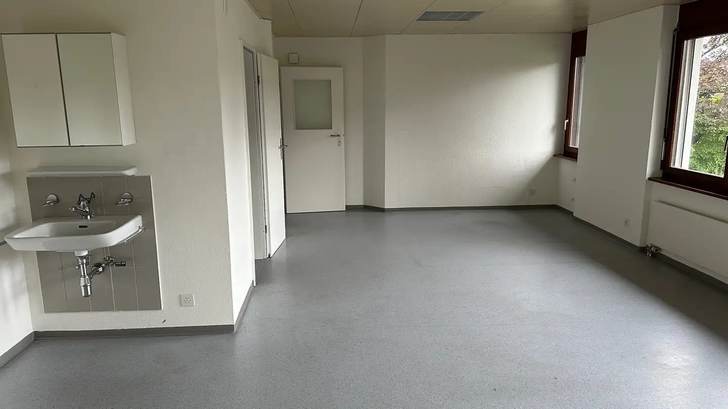 Office space for rent - Kindhauserstrasse 2, 8604 Volketswil - Photo 3