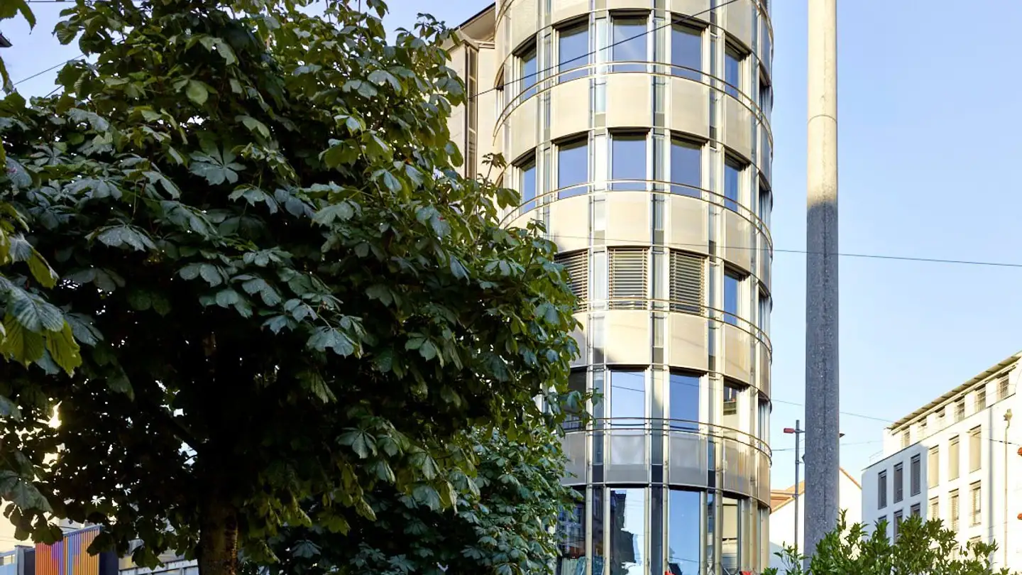 Grande magazzino in affitto - Rue De La Gare / Bahnhofstrasse 54, 2502 Biel/Bienne - Foto 3