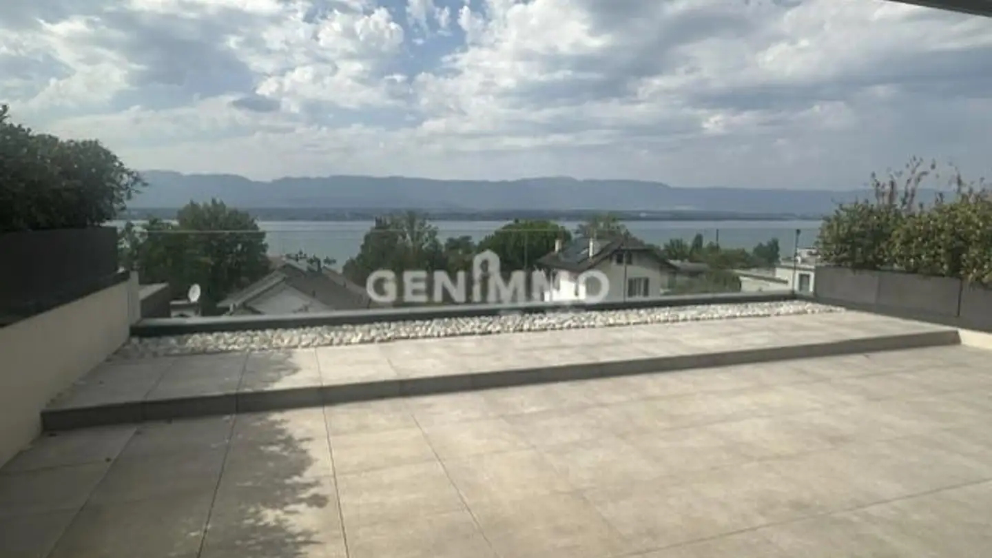 Stepped apartment for rent - 1247 Anières