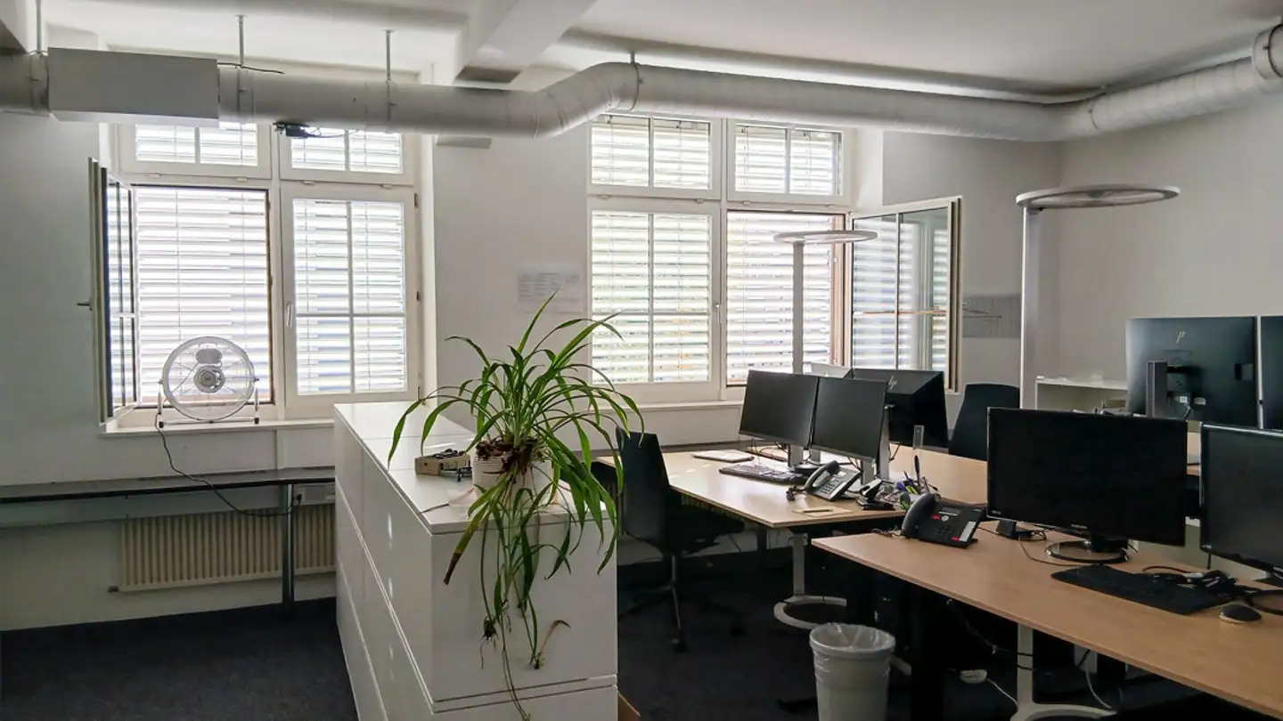 Commercial à louer - Brunnenstrasse 1, 8610 Uster - Photo 3