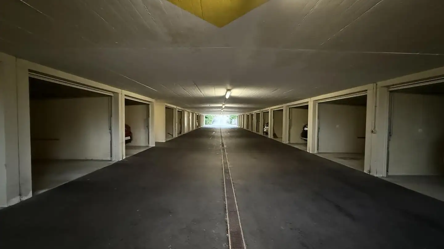 Single garage for rent - Allmendweg 11, 6330 Cham - Photo 3