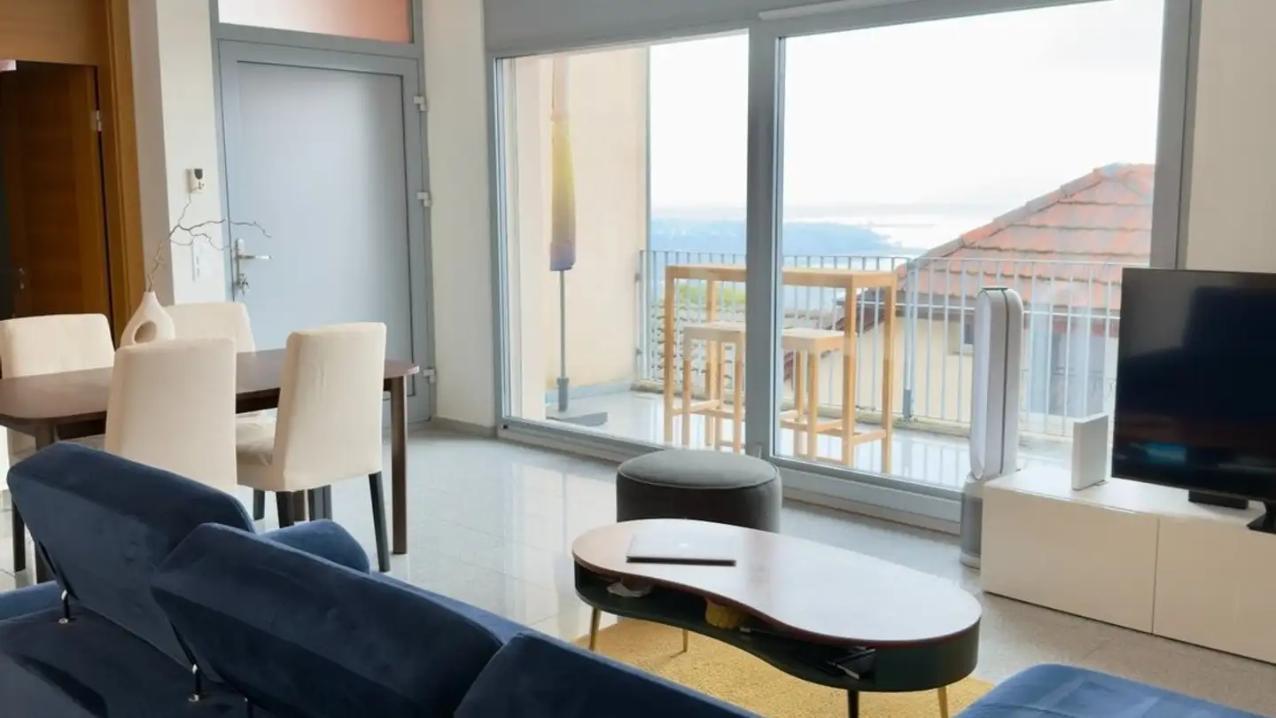 Apartment for rent - 2068 Hauterive NE