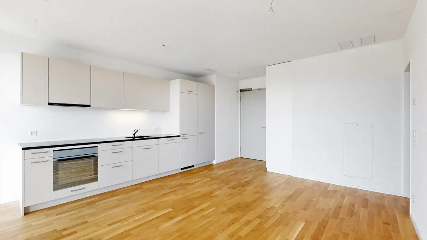 Apartment for rent - Industrieplatz 5, 8212 Neuhausen am Rheinfall - Photo 2