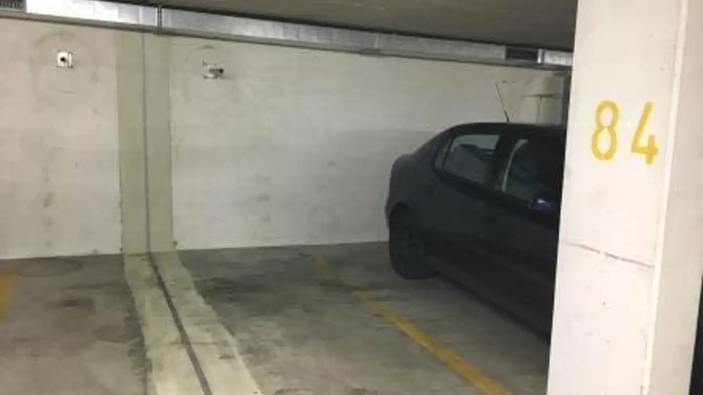 Place de parking souterraine à louer - Rebenstrasse, 9403 Goldach