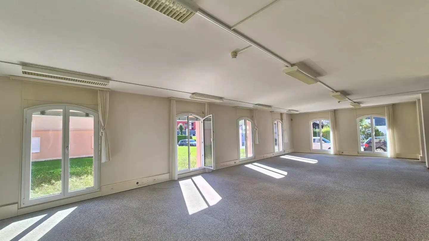 Commerciale in affitto - Route De Vevey 105, 1618 Châtel-St-Denis