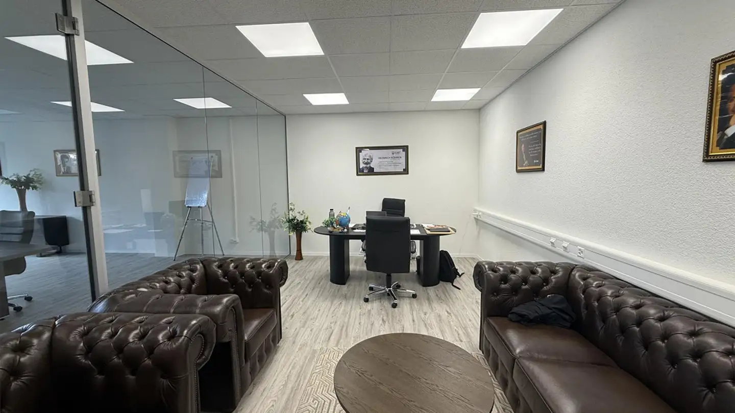 Commercial for rent - Hinterbergstrasse 11, 6330 Cham - Photo 4