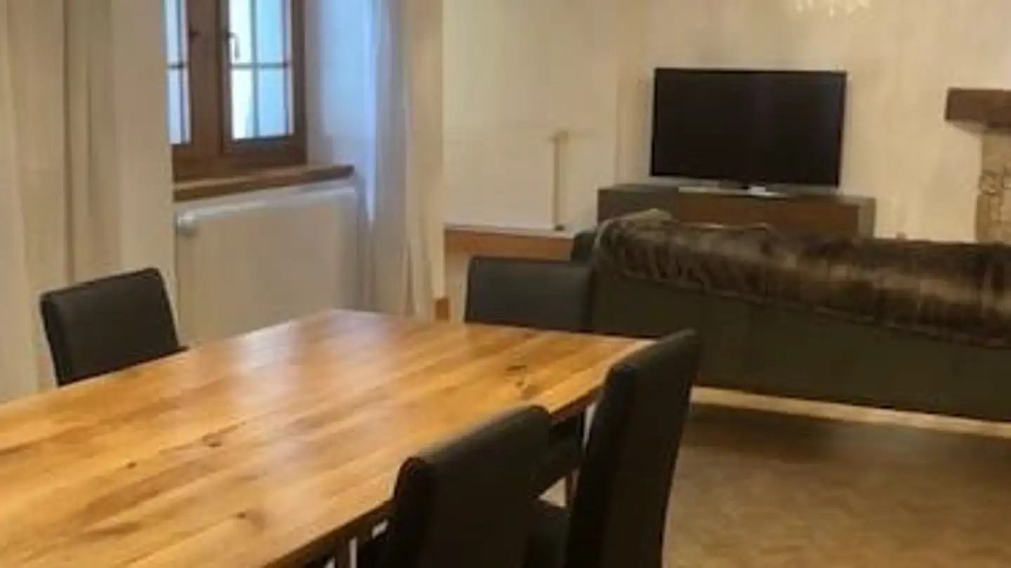 Dachgeschosswohnung mieten - Rue Du Bourg 41, 1663 Gruyères