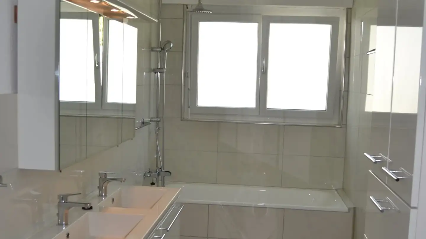 Appartement à louer - Rebstrasse, 8156 Oberhasli - Photo 2
