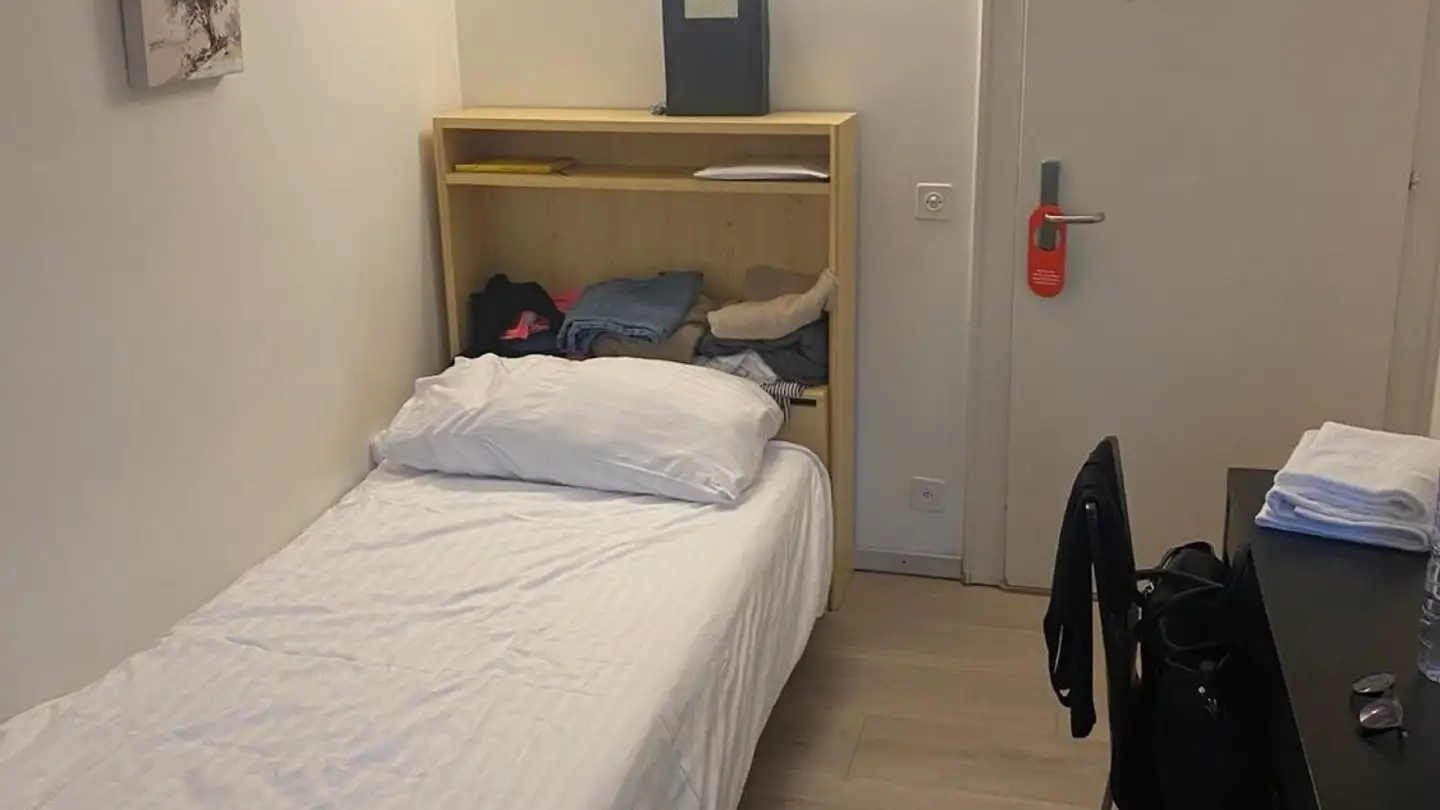 Chambre à louer - 1110 Morges