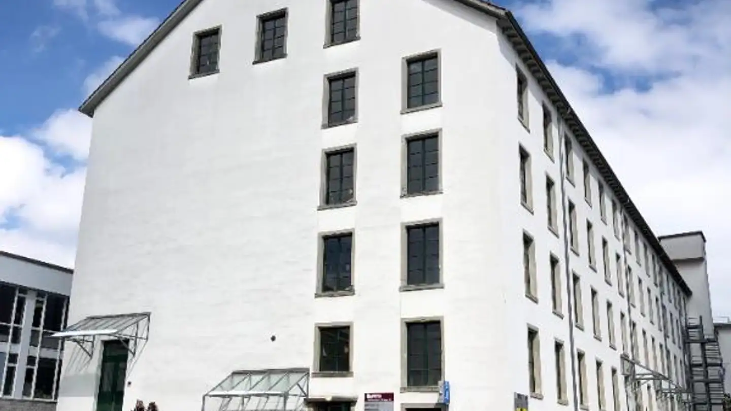 Office space for rent - Haldenstrasse 1, 6340 Baar