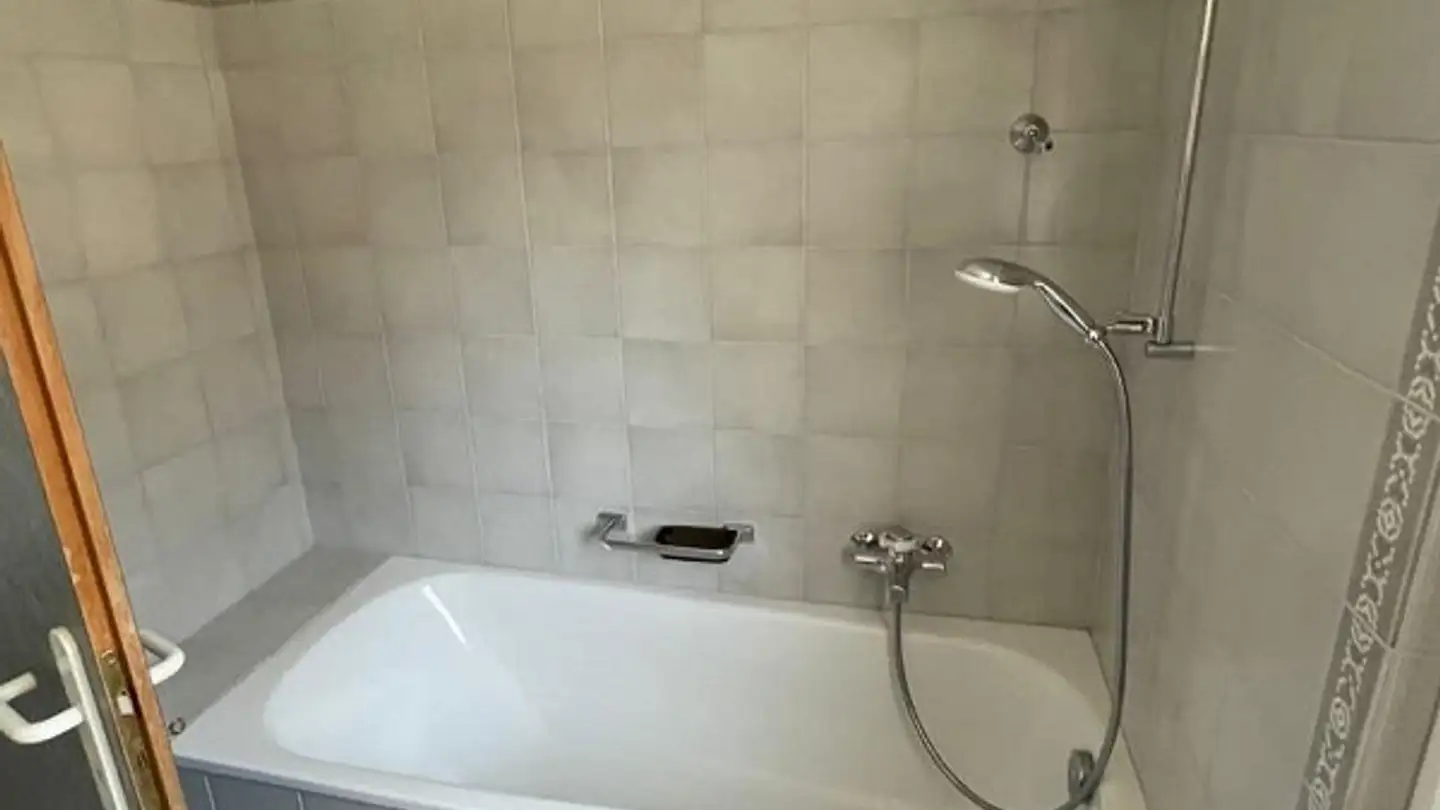 Appartement à louer - Via Sogn Gieri 2, 7402 Bonaduz - Photo 4