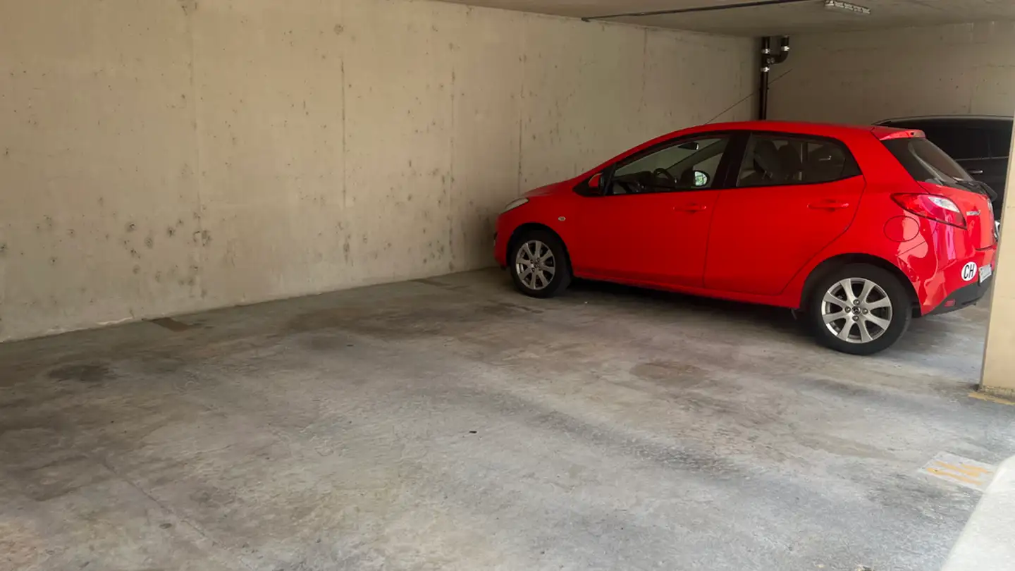 Covered parking space for rent - Chemin Du Grandchamp 5, 1018 Lausanne