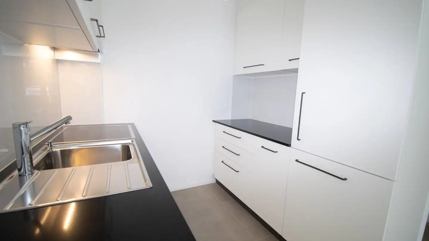 Apartment for rent - Via Generale Guisan 10, 6710 Biasca - Photo 2