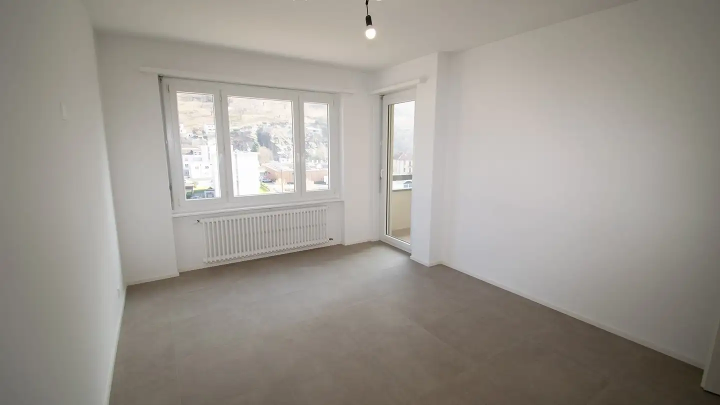 Apartment for rent - Via Generale Guisan 10, 6710 Biasca - Photo 3