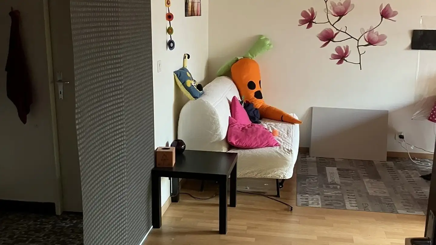 Appartamento in affitto - Rue Des Pâques 4, 2206 Les Geneveys-sur-Coffrane - Foto 2