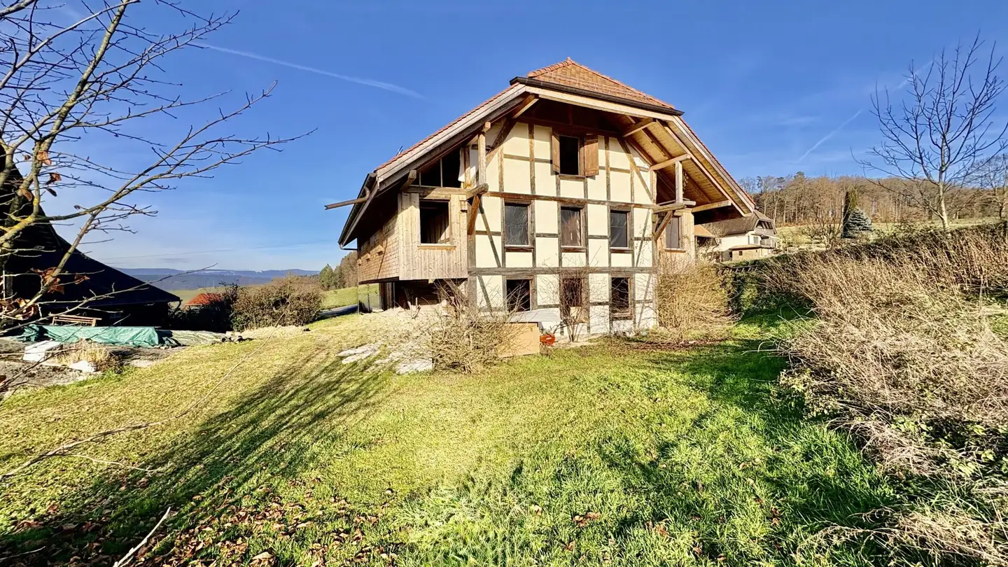 Farm for sale - 3306 Etzelkofen