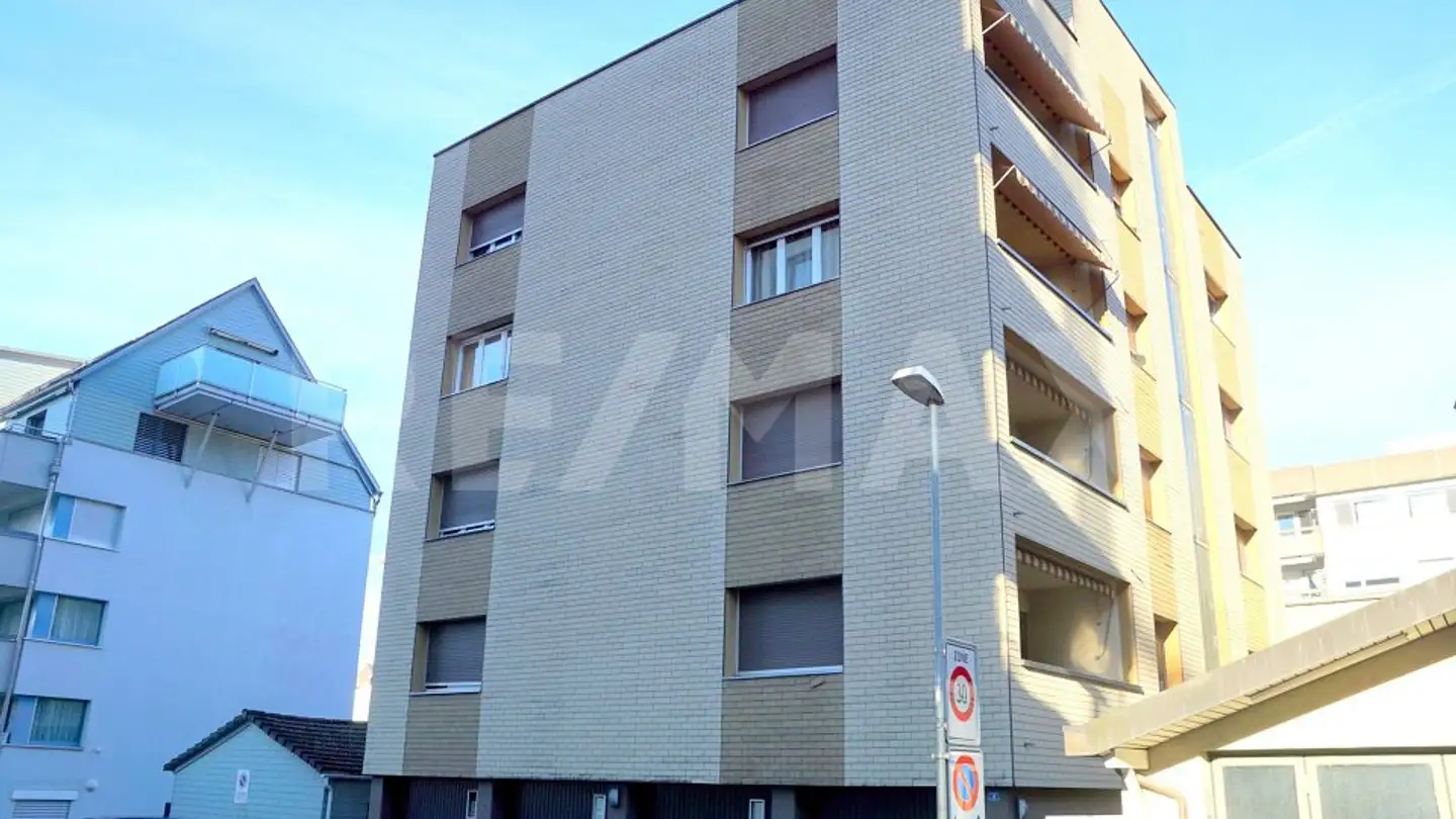 Mehrfamilienhaus kaufen - Adlerstrasse 2, 8854 Siebnen