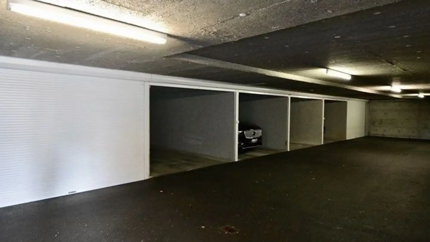 Garage individuel à louer - Giebeleichstrasse 19, 8152 Glattbrugg