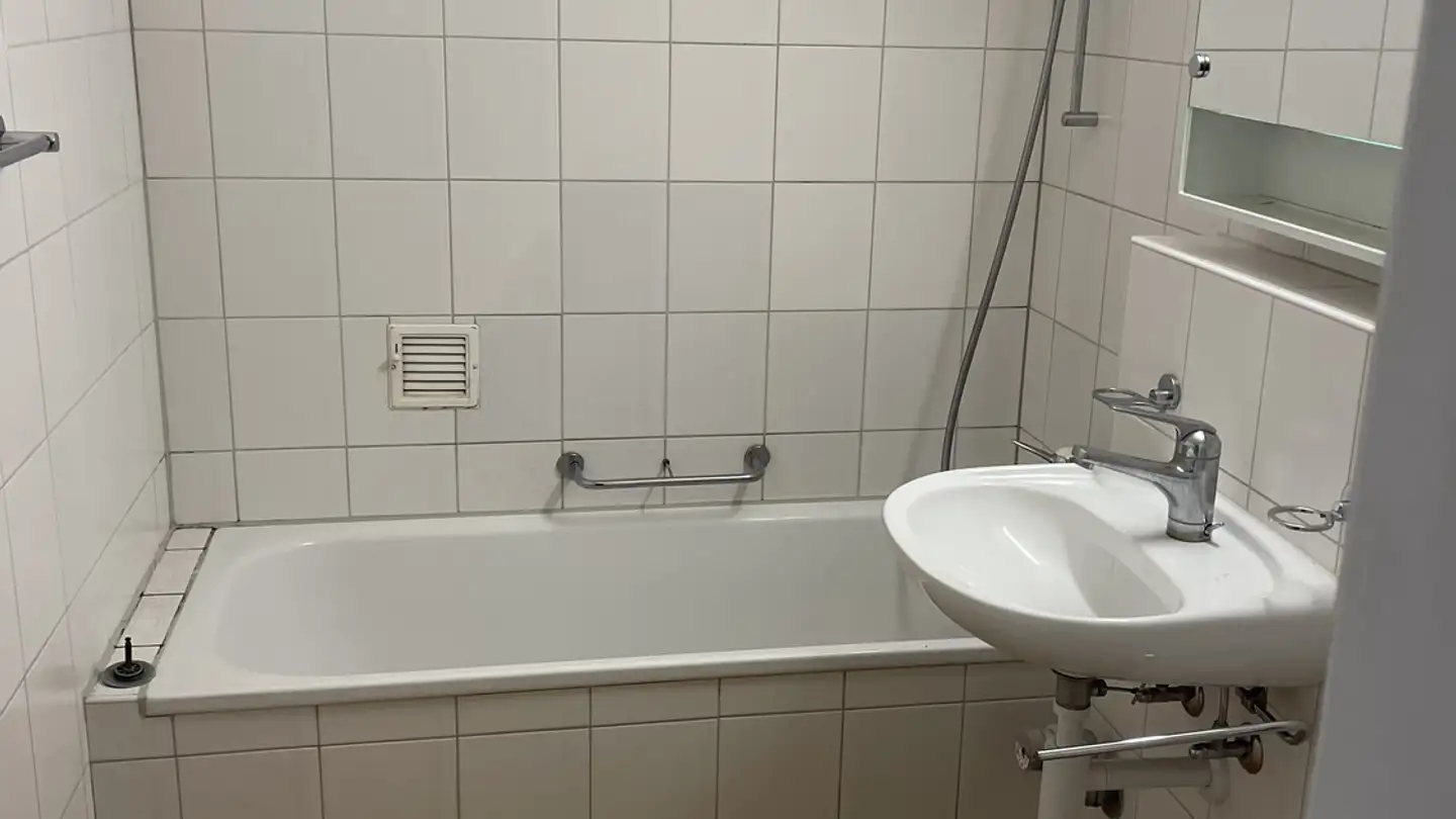 Wohnung mieten - Isteinerstrasse 100, 4058 Basel - Foto 3