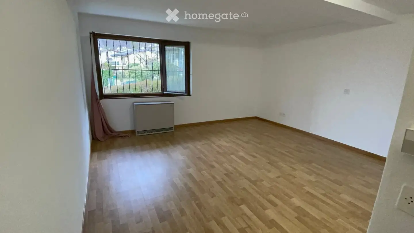 Apartment for rent - 6939 Arosio