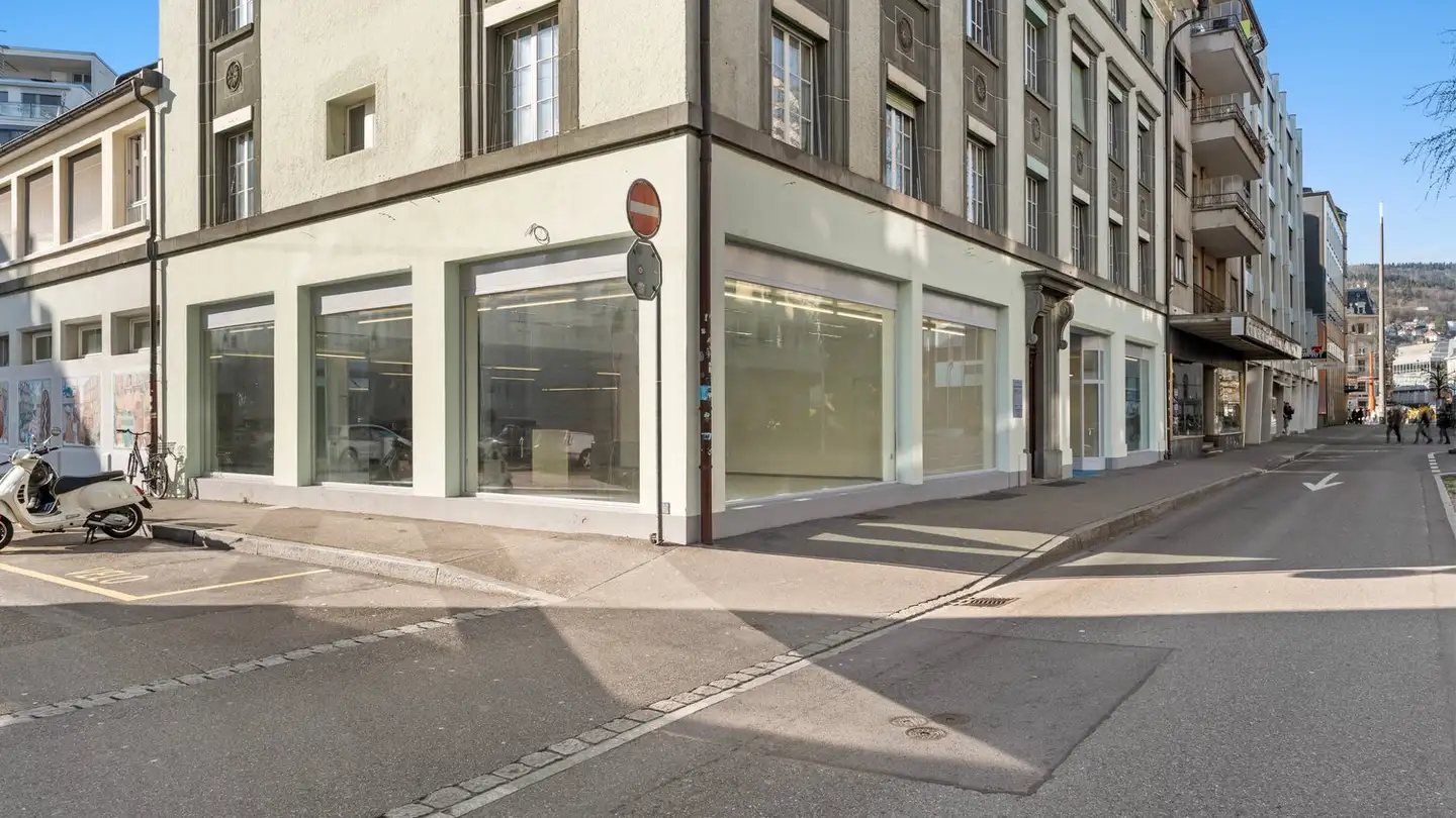 Commerciale in affitto - Rue De Morat / Murtenstrasse 14, 2502 Biel/Bienne - Foto 2
