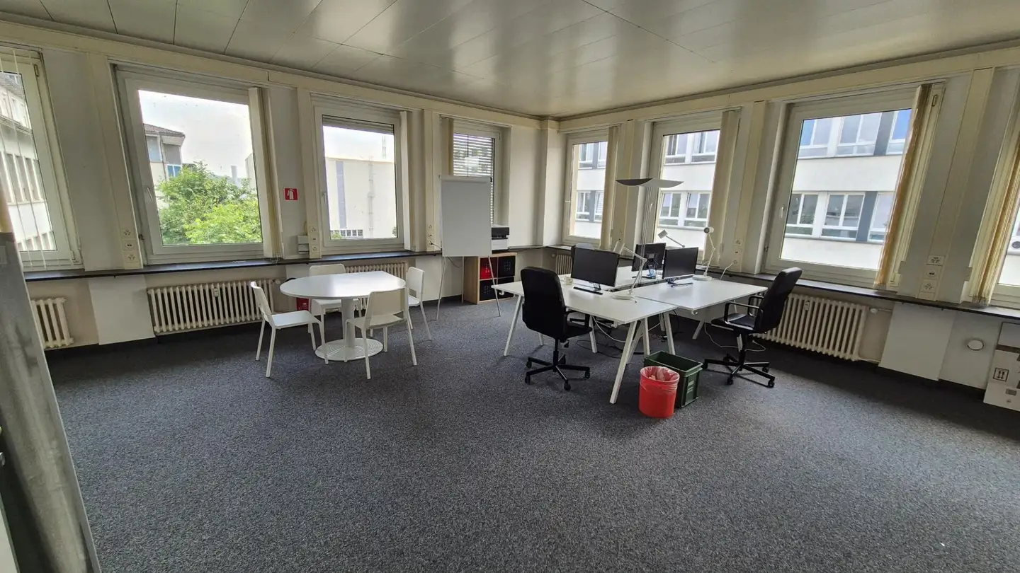 Bürofläche mieten - Hohenrainstrasse, 4133 Pratteln - Foto 4