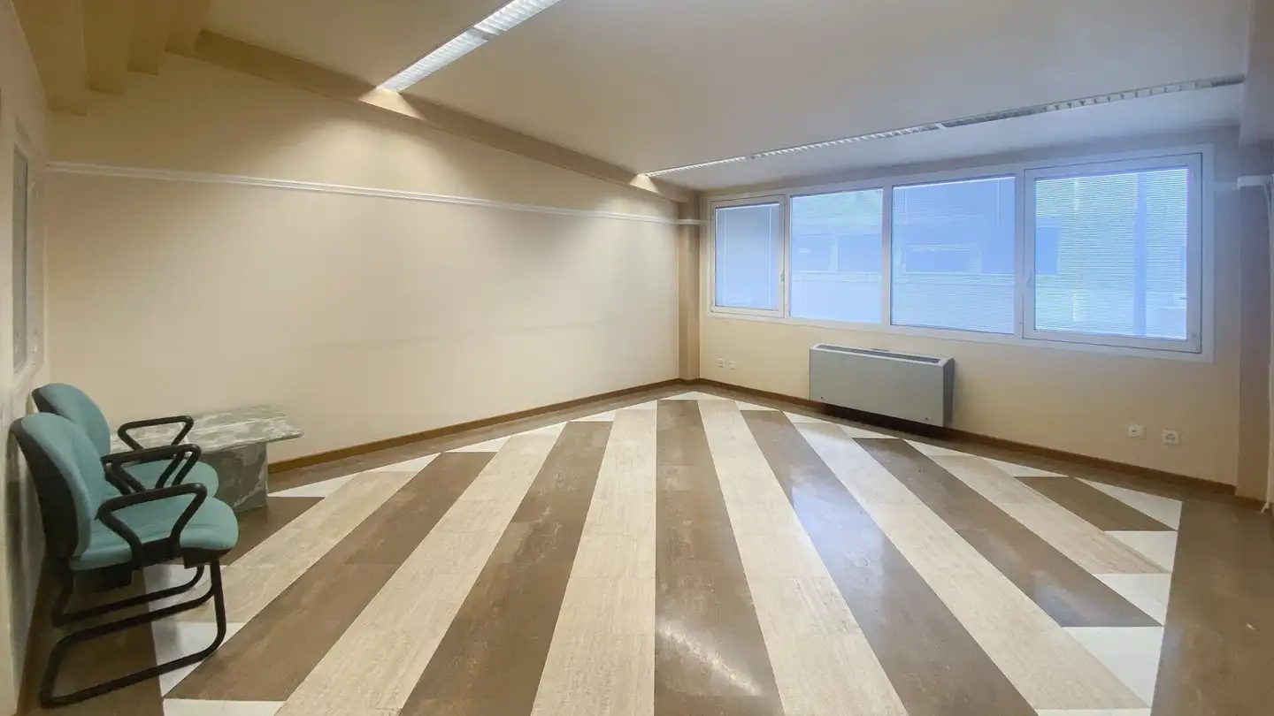 Spazio ufficio in affitto - Via Alle Scuole 27, 6807 Taverne - Foto 4