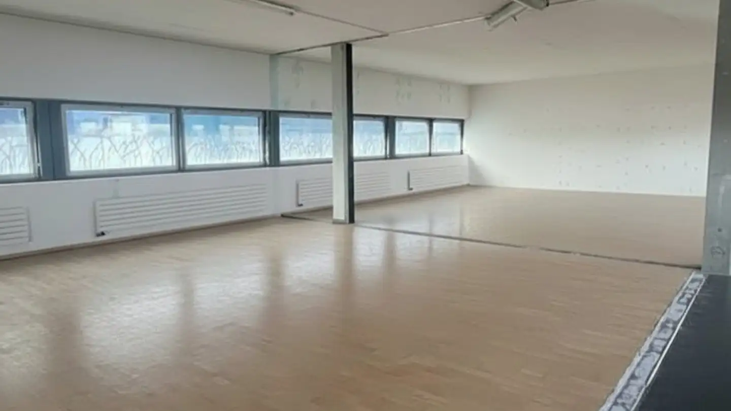 Bureau à louer - Bankstrasse 4, 8610 Uster - Photo 4
