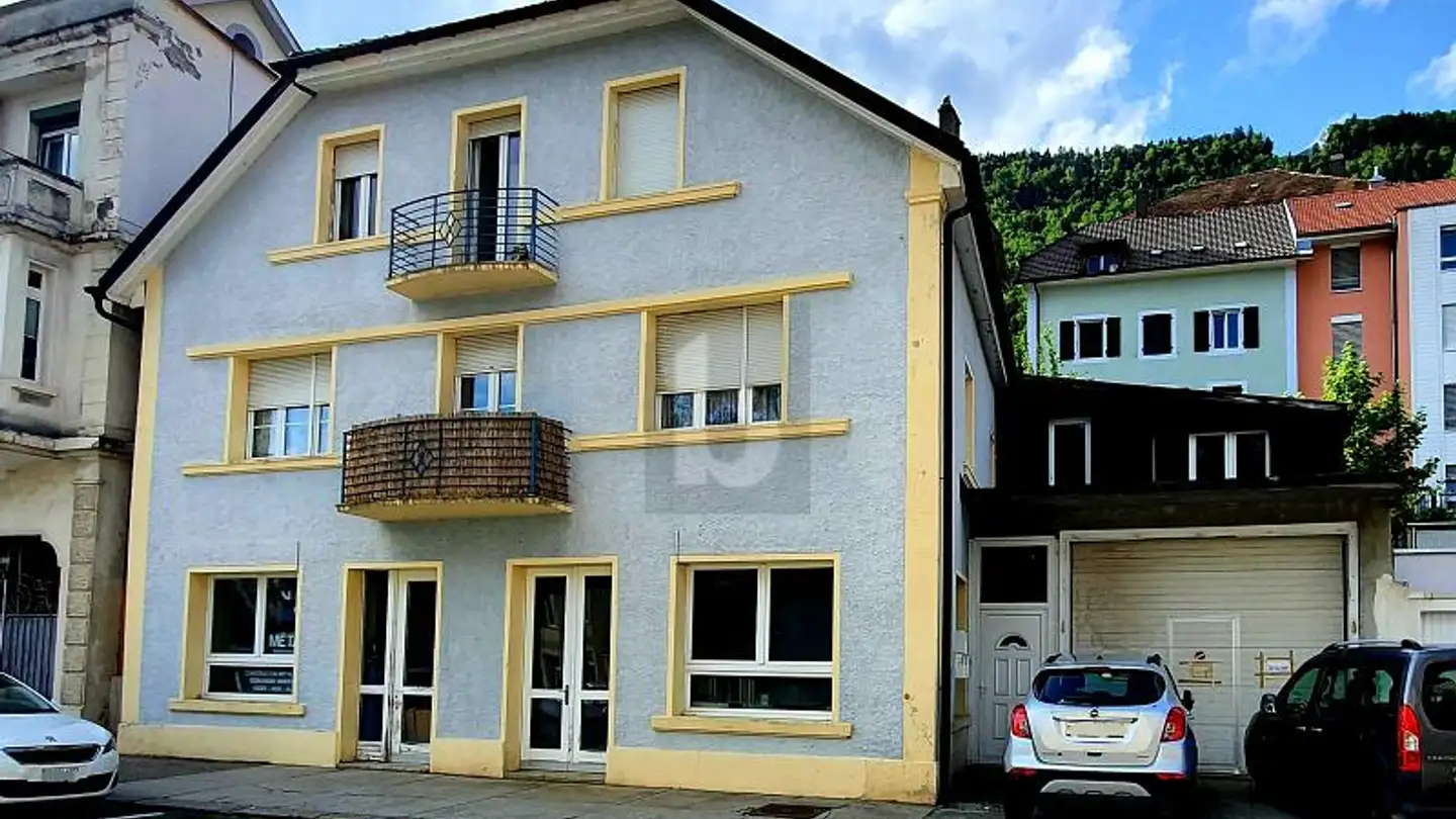 Mischgenutztes Gebäude kaufen - 2610 St-Imier