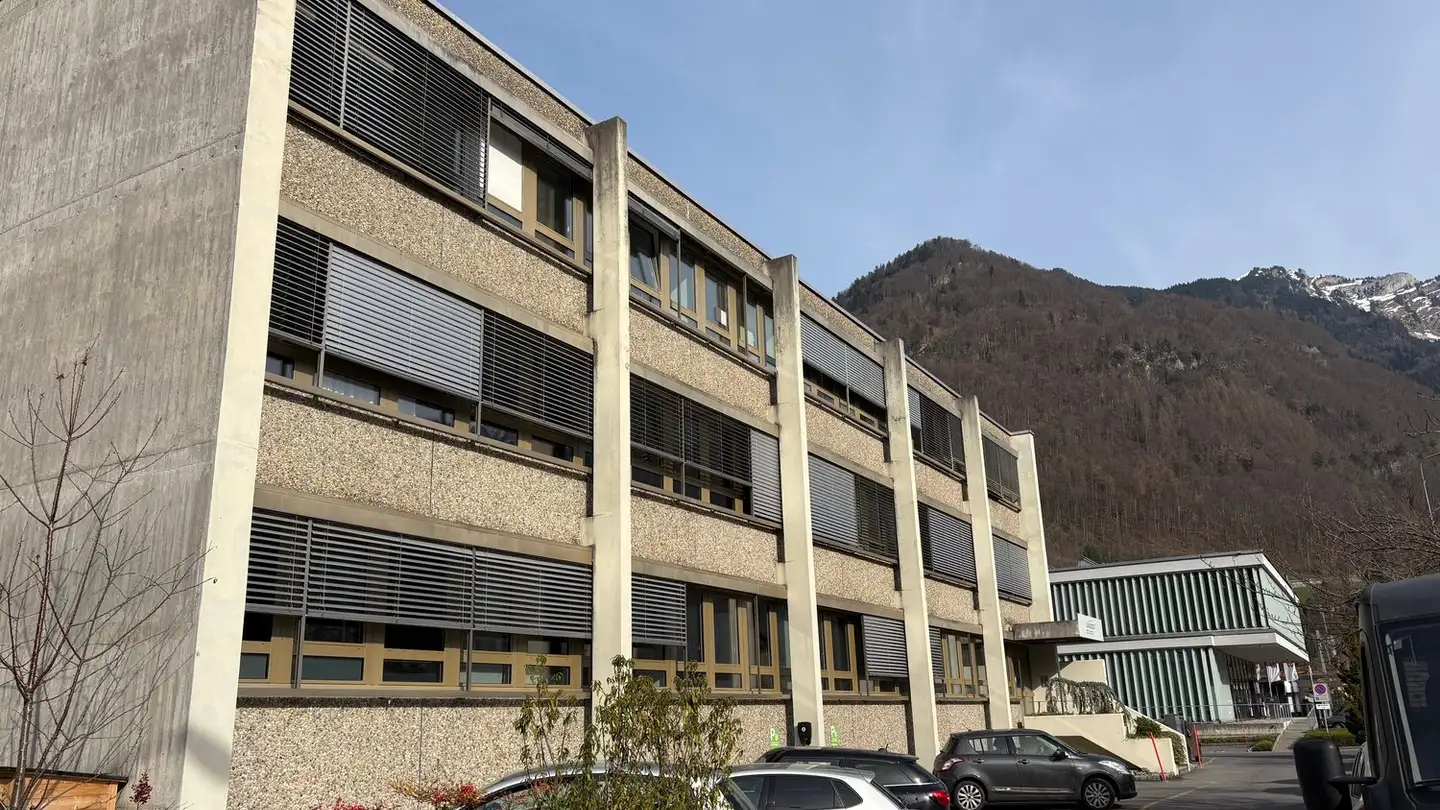 Spazio ufficio in affitto - Bahnhofstrasse 35, 8752 Näfels