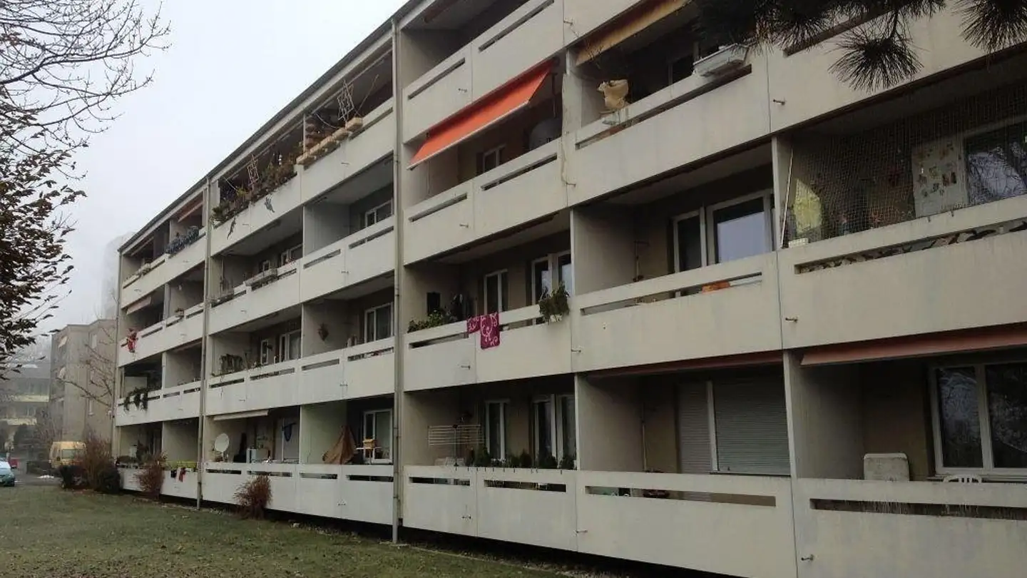 Place de parking extérieure à louer - Blankweg 14, 3072 Ostermundigen