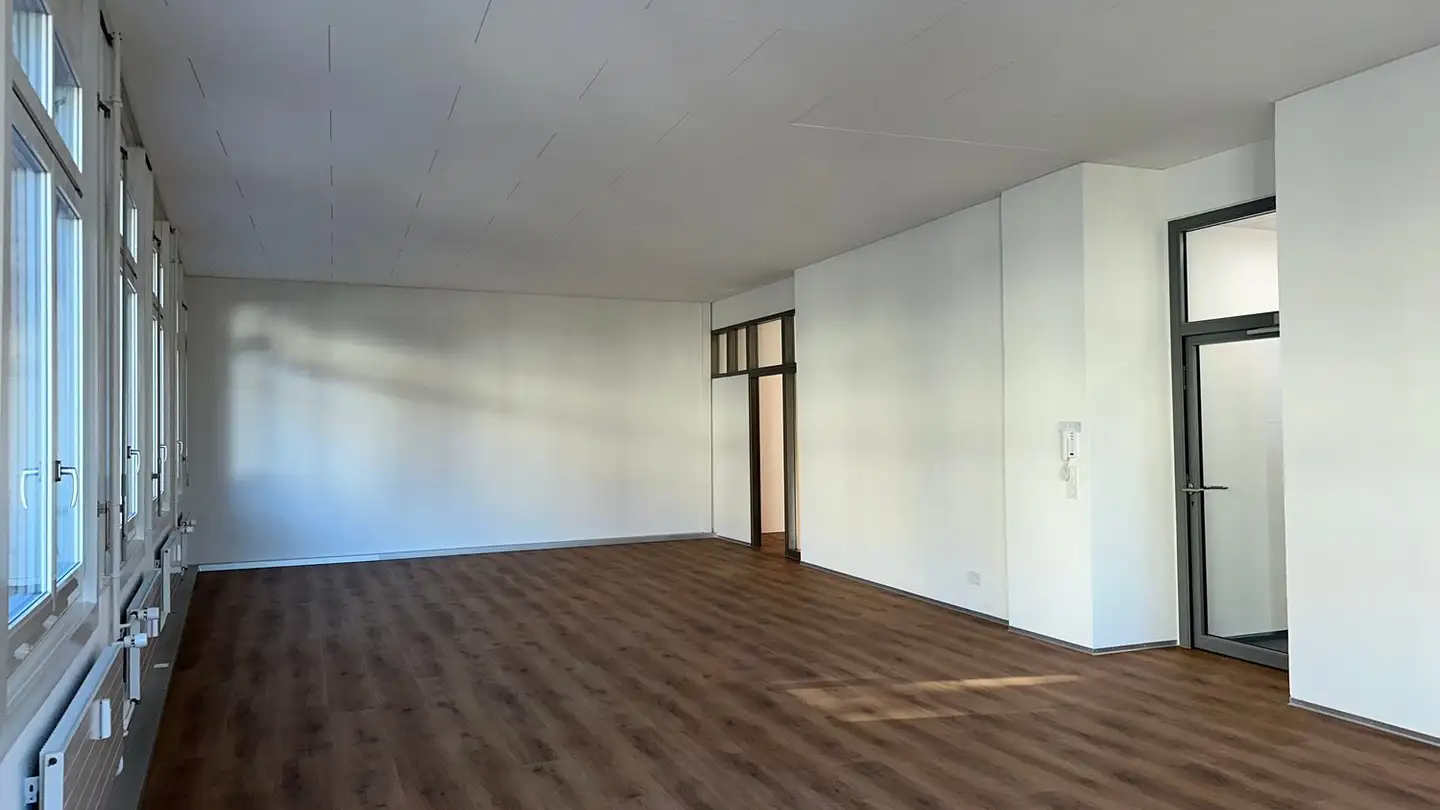 Bürofläche mieten - Rue Alfred-Aebi / Alfred-Aebi-Strasse 75, 2503 Biel/Bienne - Foto 4