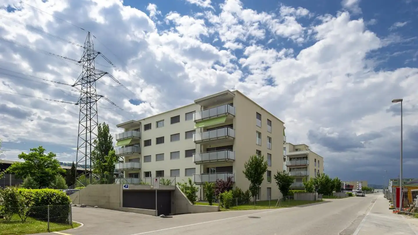 Garage individuel à louer - Mülibachstrasse, 8107 Buchs ZH