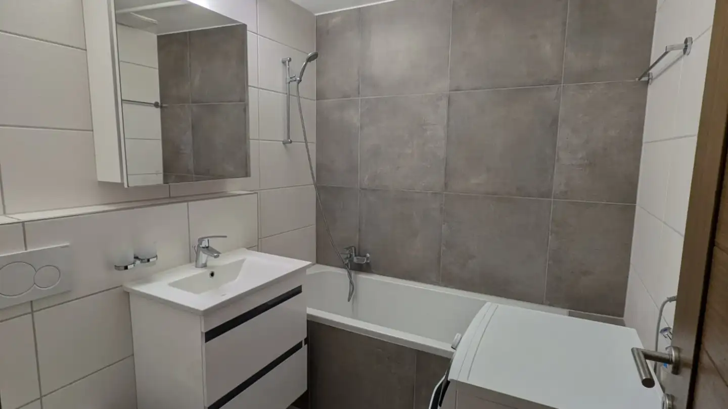 Appartement à louer - Place De La Gare Gfm, 1782 Belfaux - Photo 4