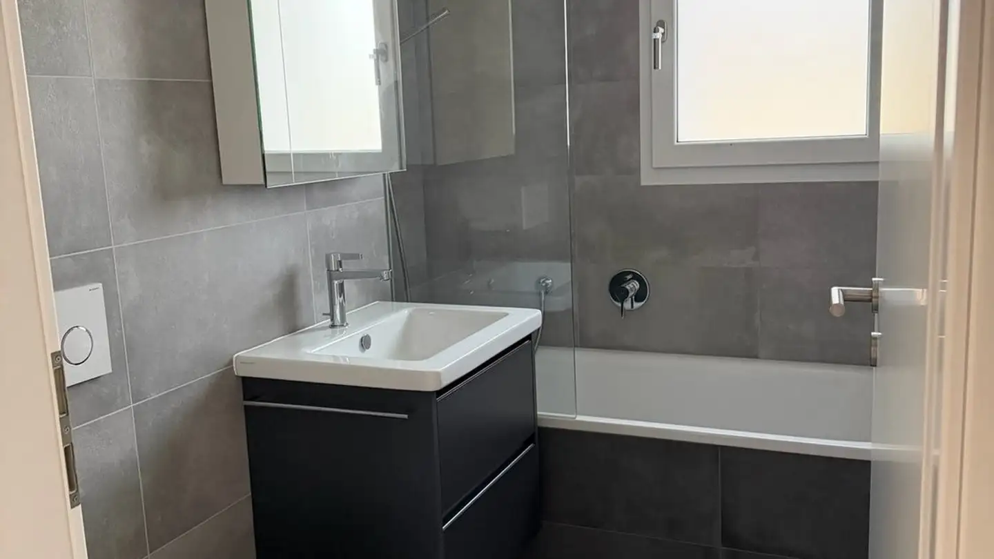 Apartment for rent - Rue Des Pralaz 21, 2034 Peseux - Photo 2